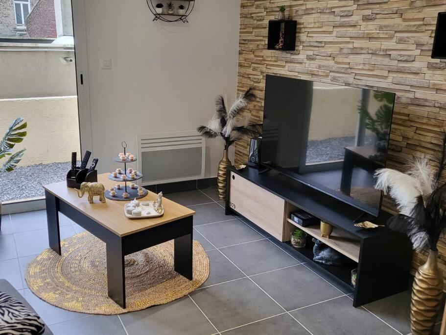 Apartament Chez Aline Calais Zewnętrze zdjęcie